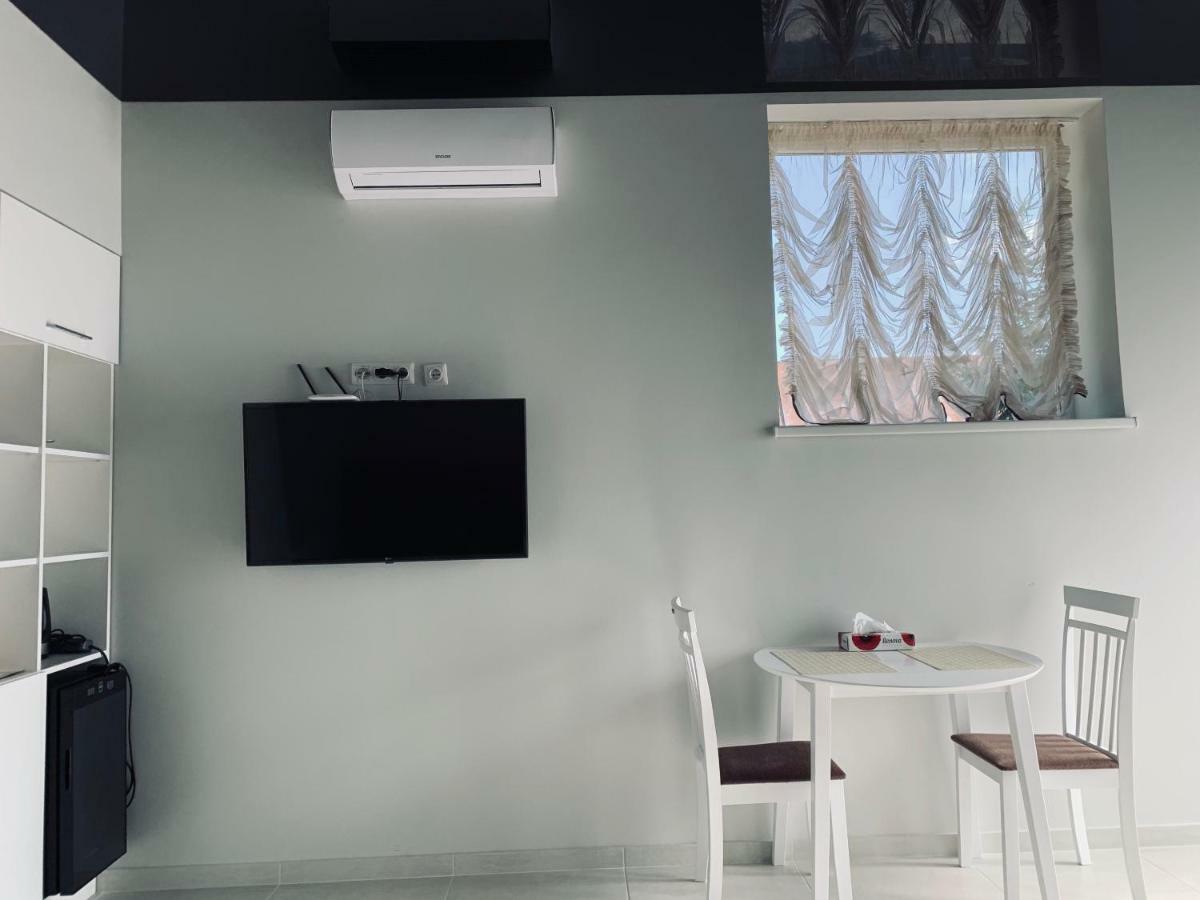 Romeo Vip Apartamentai Паневежис Екстер'єр фото